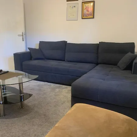 Mika's Poolhouse Ferienhaus