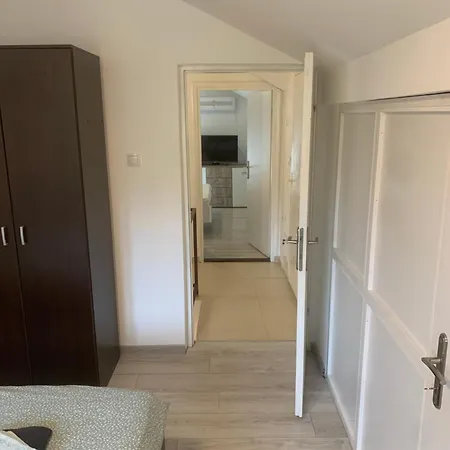 Holiday home Mika's Poolhouse Belgrade